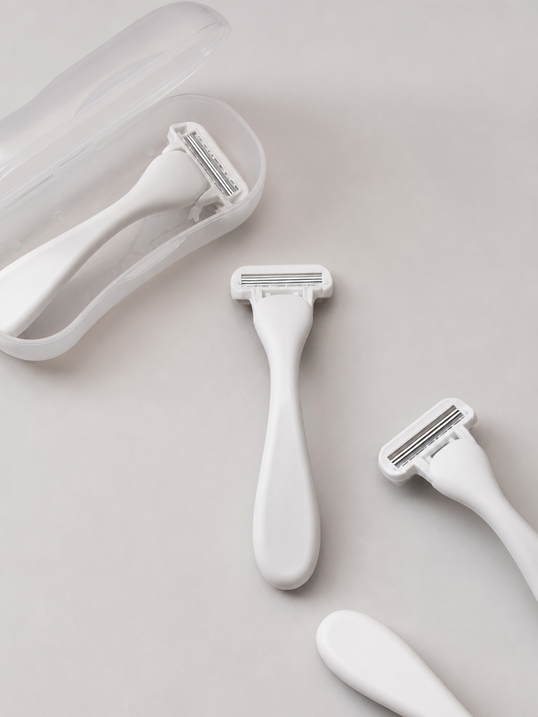 White Body Razor Travel Set