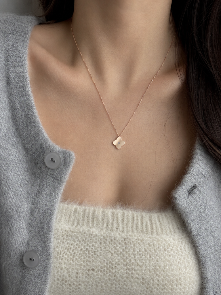 Rose Gold Clover Necklace