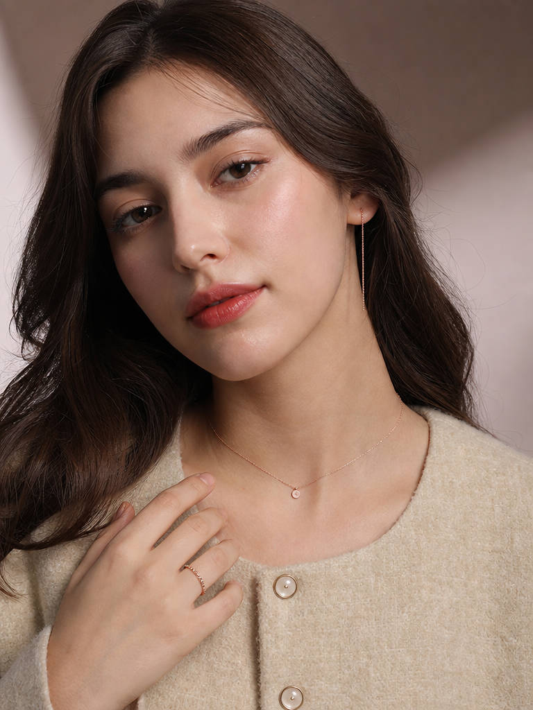 Disc Pendant Necklace