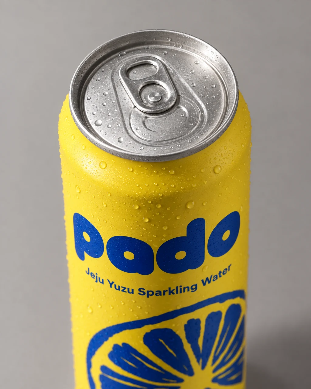 Top of the pado can and its ring pull